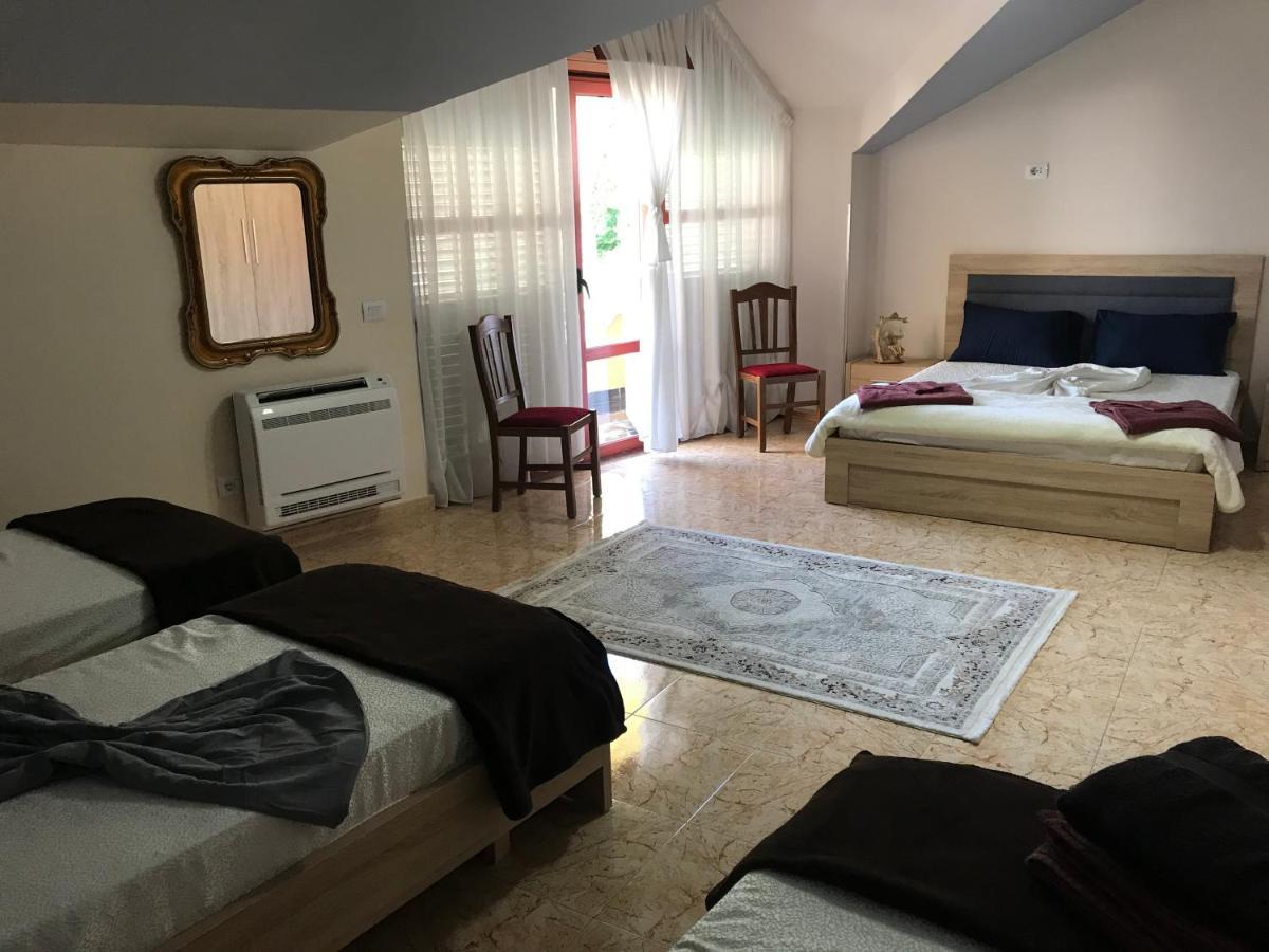 Maison Centre Shkodra Kültér fotó